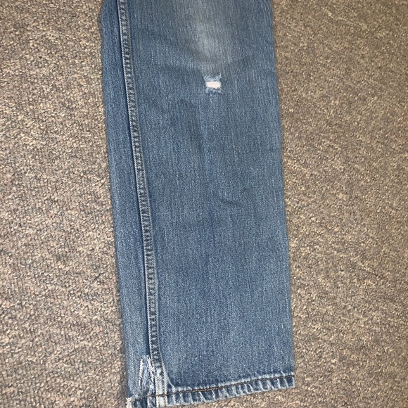 Men’s Levi Jeans - Picture 5 of 5